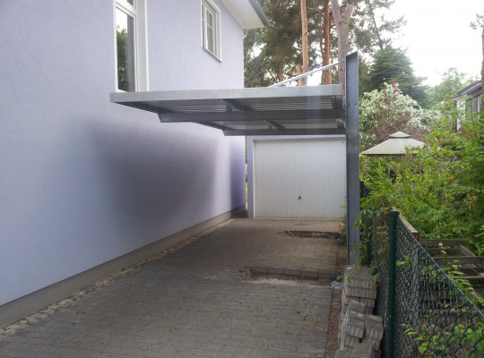 Referenz D-12527 Berlin, Carport, Freitragend, Trapezblech von Welcomp