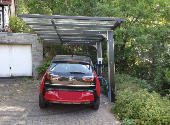 Referenz D-58515 Lüdenscheid, Carport, Freitragend, Glas, Pulverbeschichtung von Welcomp