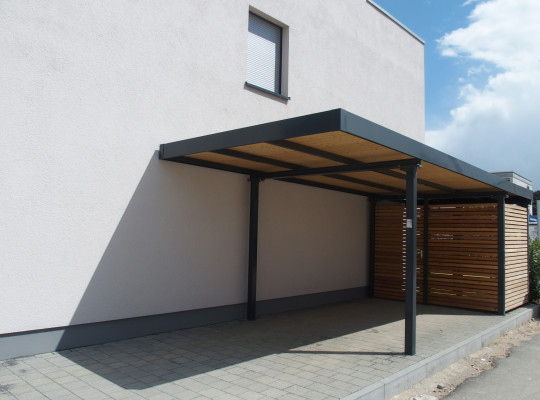 Referenz D-65795 Hattersheim, Carport, Gründach, Gründach, Pulverbeschichtung von Welcomp