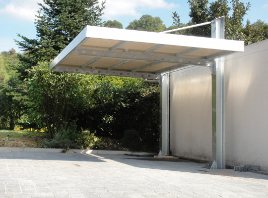 Referenz D-71364 Winnenden, Carport, Freitragend, Gründach von Welcomp