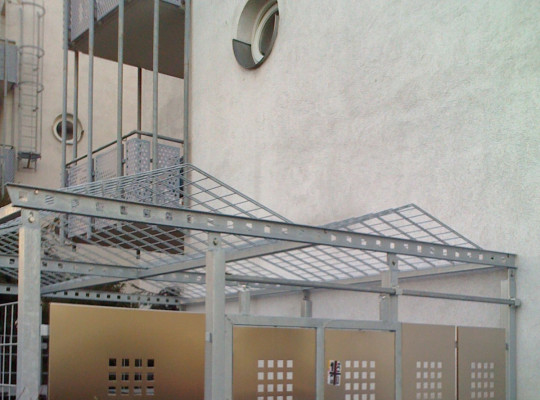 Referenz D-80335 München, Mülltonnenhaus, Pultdach von Welcomp