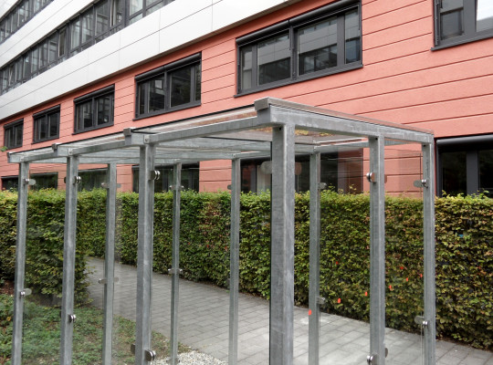 Referenz D-80939 München, Überdachung, Pultdach, Glas von Welcomp
