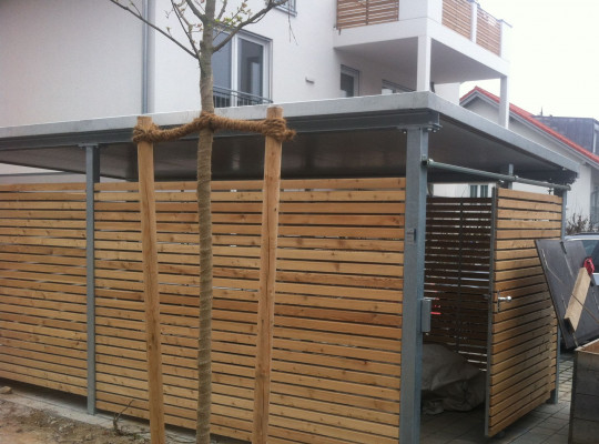 Referenz D-85646 Anzing, Mülltonnenhaus, Pultdach, Trapezblech von Welcomp