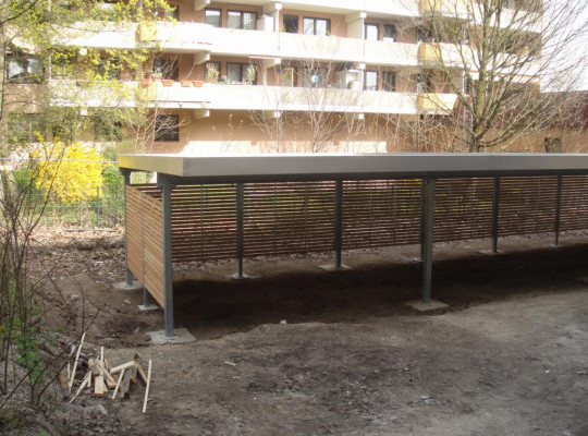 Referenz D-90480 Nürnberg, Carport, Gründach, Gründach von Welcomp