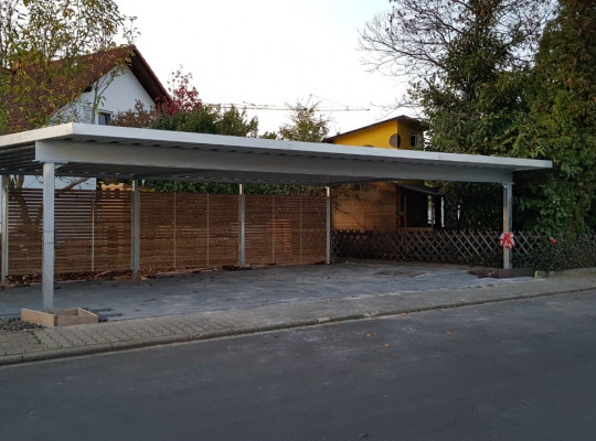Referenz D-63505 Langenselbold, Carport, Pultdach, Trapezblech von Welcomp