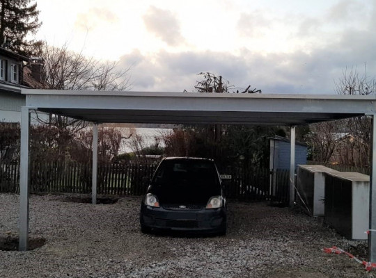 Referenz D-82237 Wörthsee, Carport, Pultdach, Trapezblech von Welcomp
