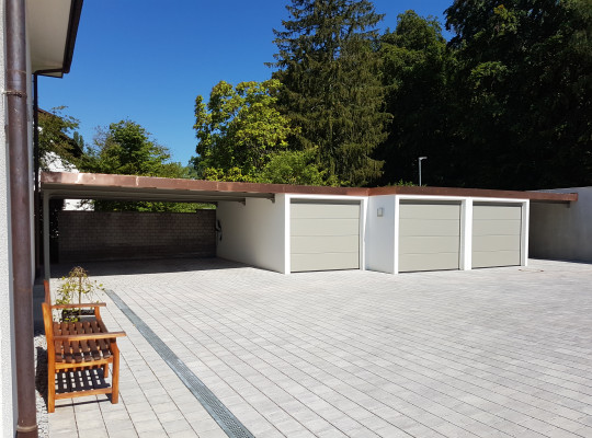 Referenz D-88709 Meersburg, Carport, Gründach, Gründach, An Gebäude angeschlagen von Welcomp
