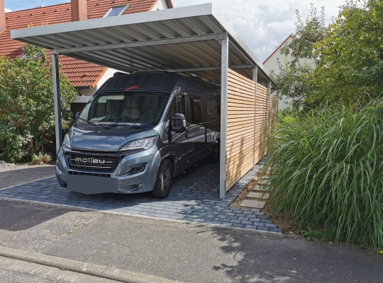 Referenz D-97273 Kürnach, Carport, Pultdach, Trapezblech von Welcomp