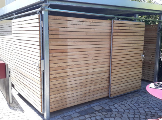 Referenz D-93055 Regensburg, Gerätehaus, Pultdach, Trapezblech von Welcomp