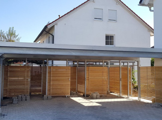Referenz D-82205 Gilching, Reihenanlage, Gründach, Gründach von Welcomp