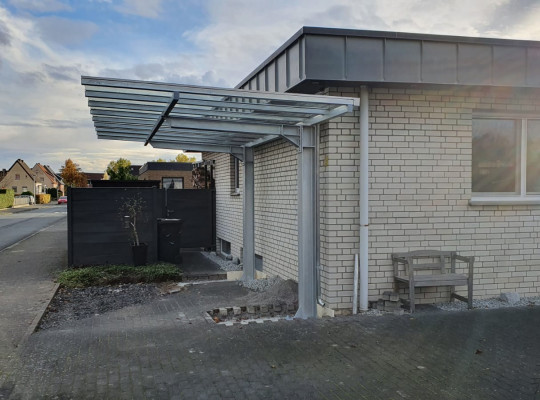 Referenz D-59399 Olfen, Carport, Freitragend, Glas von Welcomp