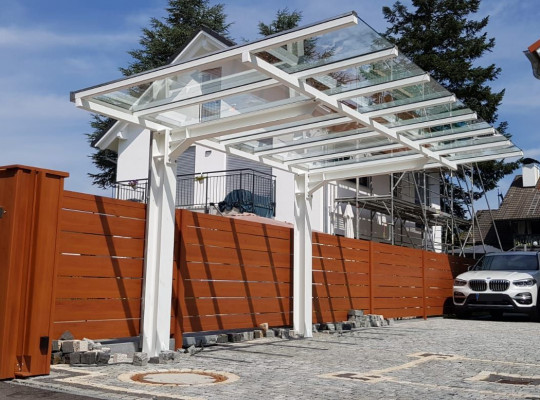 Referenz D-85521 Ottobrunn, Carport, Freitragend, Glas von Welcomp
