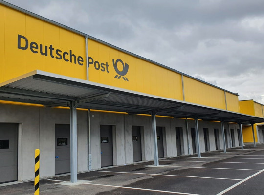 Referenz D-76356 Weingarten, Vordach, Pultdach, Trapezblech von Welcomp