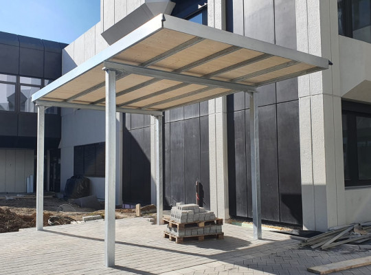 Referenz D-65189 Wiesbaden, Carport, Gründach, Gründach von Welcomp