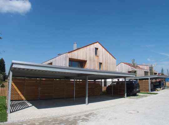 Referenz D-83629 Weyarn, Reihenanlage, Pultdach, Trapezblech von Welcomp