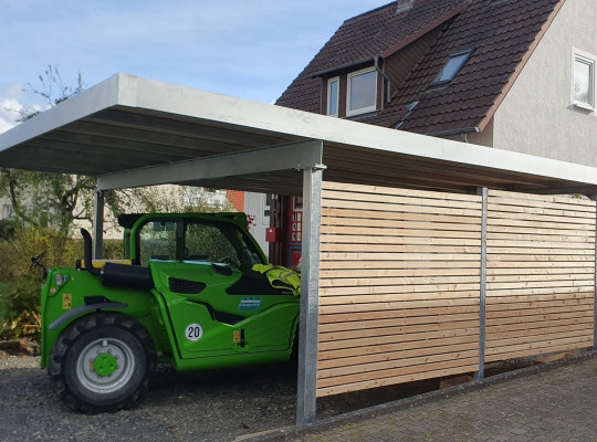 Referenz D-34260 Kaufungen, Carport, Gründach, Gründach von Welcomp