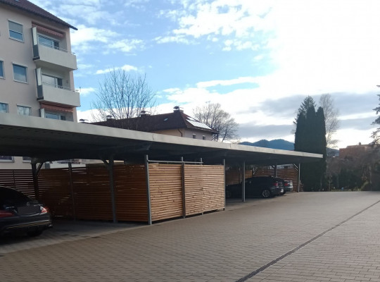 Referenz D-82377 Penzberg, Reihenanlage, Pultdach, Trapezblech von Welcomp