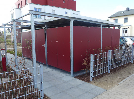 Referenz D-18581 Lauterbach, Fahrradhaus, Pultdach, Trapezblech, HPL-Platte von Welcomp
