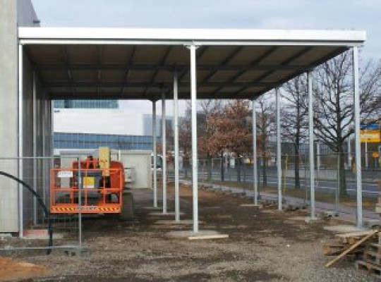 Referenz D-60549 Frankfurt, Carport, Gründach, Gründach von Welcomp