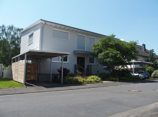 Referenz D-61231 Bad Nauheim, Carport, Pultdach, Trapezblech, Holz von Welcomp