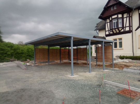 Referenz D-61381 Friedrichsdorf, Carport, Gründach, Gründach, Holz von Welcomp
