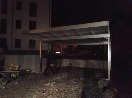 Referenz D-65779 Kelkheim, Carport, Gründach, Gründach von Welcomp