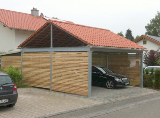 Referenz D-83714 Miesbach, Carport, Satteldach, Holz von Welcomp