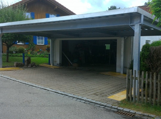 Referenz D-87448 Waltenhofen, Carport, Pultdach, Trapezblech von Welcomp