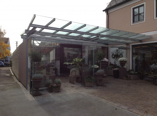 Referenz D-87772 Pfaffenhausen, Überdachung, Freitragend, Glas von Welcomp