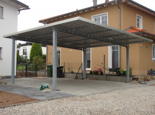 Referenz D-90556 Cadolzburg, Carport, Pultdach, Trapezblech von Welcomp